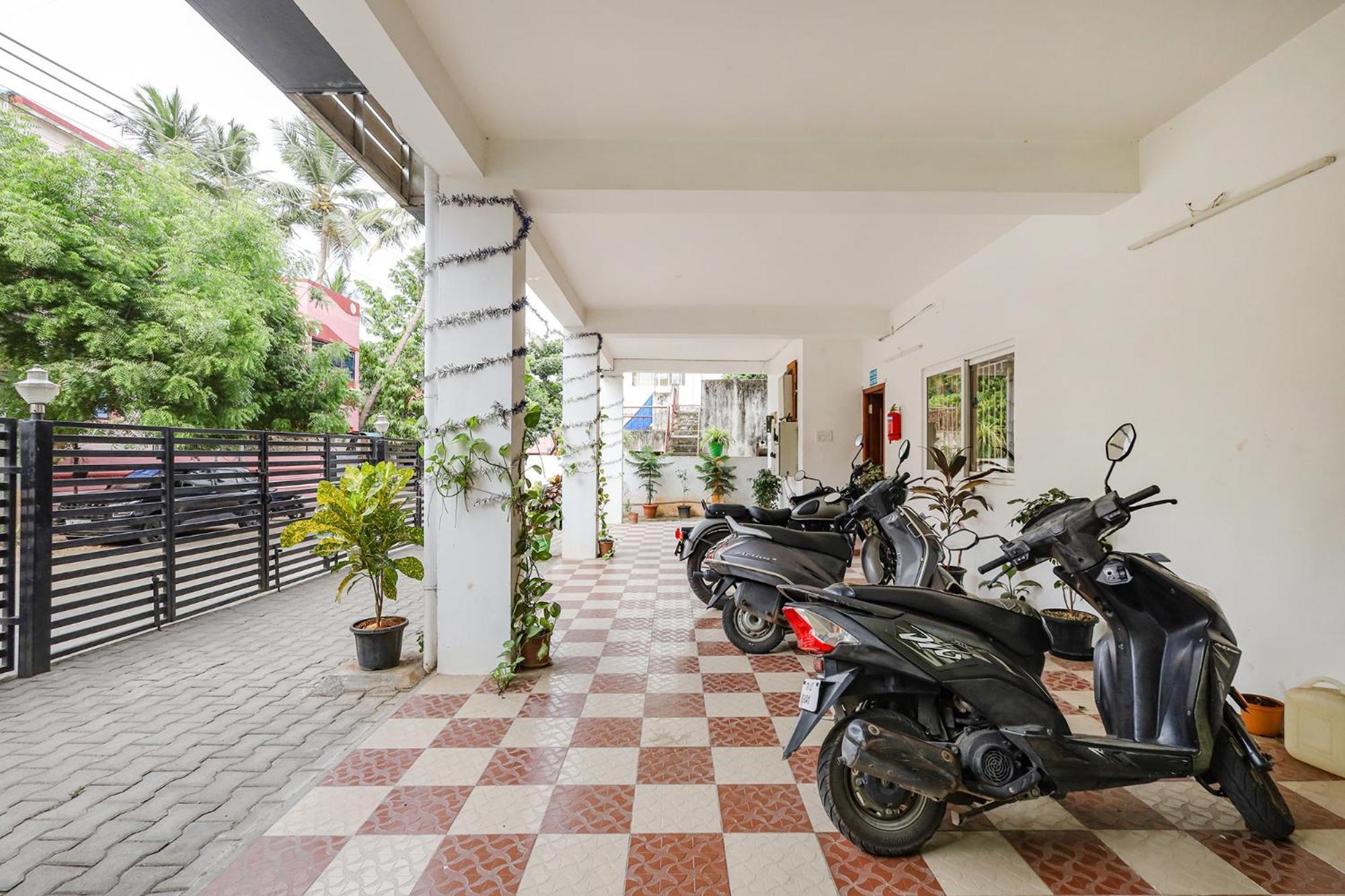 Fabhotel Tristar Residency - Tambaram